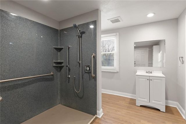 2961 Lockridge Avenue, Kansas City, MO 64128