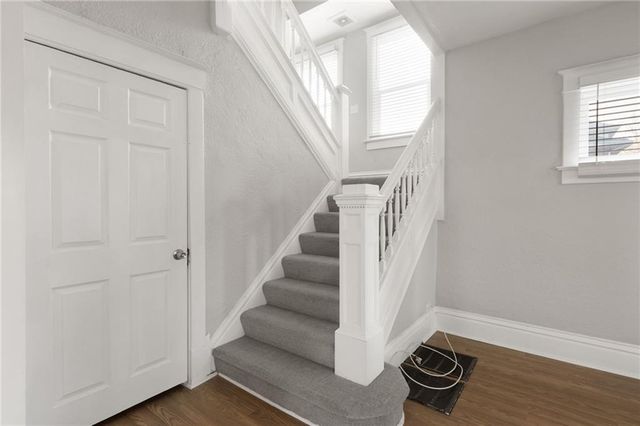 2961 Lockridge Avenue, Kansas City, MO 64128