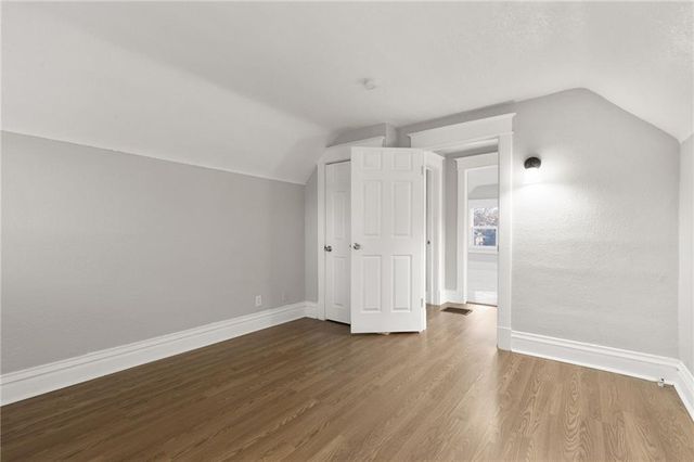 2961 Lockridge Avenue, Kansas City, MO 64128