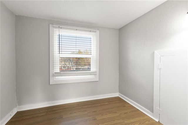 2961 Lockridge Avenue, Kansas City, MO 64128