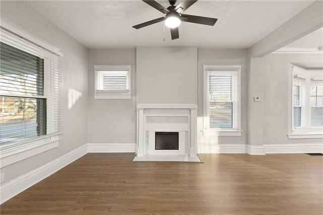 2961 Lockridge Avenue, Kansas City, MO 64128