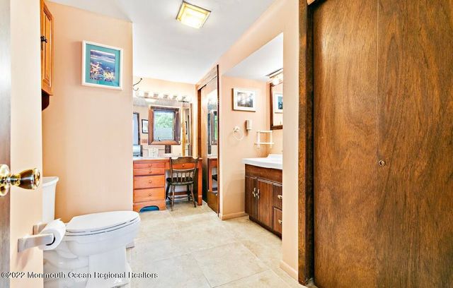 214 Cliftwood Road, Oakhurst, NJ 07755