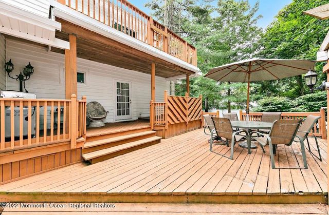 214 Cliftwood Road, Oakhurst, NJ 07755