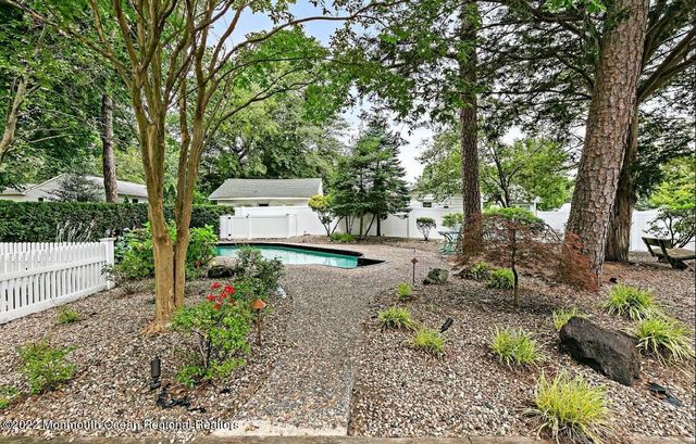 214 Cliftwood Road, Oakhurst, NJ 07755