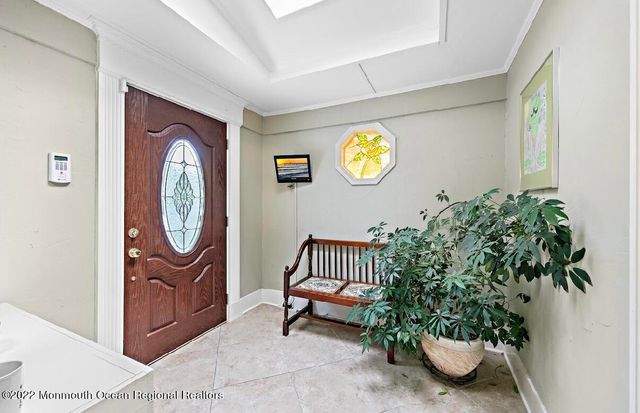 214 Cliftwood Road, Oakhurst, NJ 07755