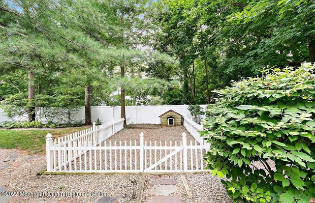 214 Cliftwood Road, Oakhurst, NJ 07755