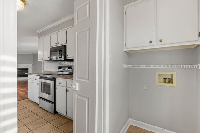 33 Rosewood Ter, Spartanburg, SC 29307