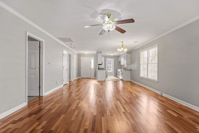 33 Rosewood Ter, Spartanburg, SC 29307