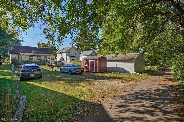 1237 Mcintosh Avenue, Akron, OH 44314