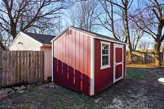 1237 Mcintosh Avenue, Akron, OH 44314