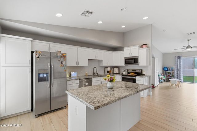 5236 W PURDUE Avenue, Glendale, AZ 85302