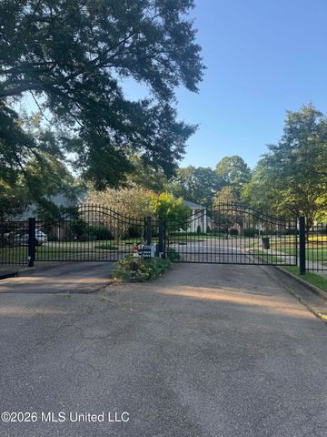 5122 Canton Heights Drive, Jackson, MS 39211