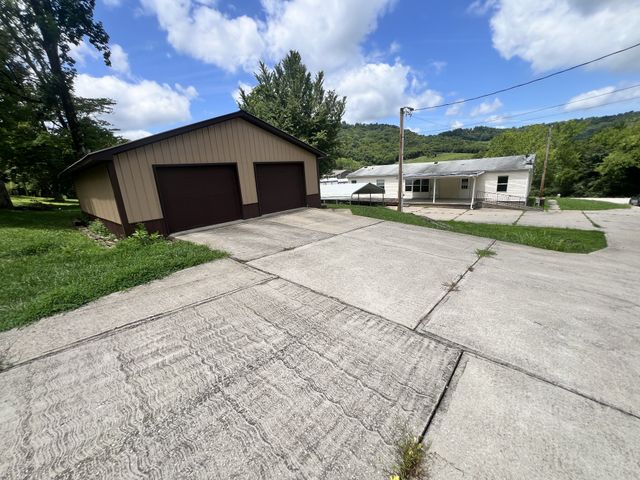 48 Turkey Creek Hwy, Carthage, TN 37030