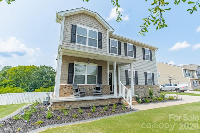 10003 Blue Stream Lane, Indian Trail, NC 28079