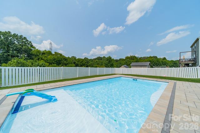 10003 Blue Stream Lane, Indian Trail, NC 28079