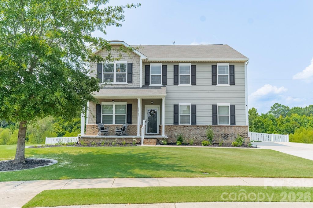 10003 Blue Stream Lane, Indian Trail, NC 28079