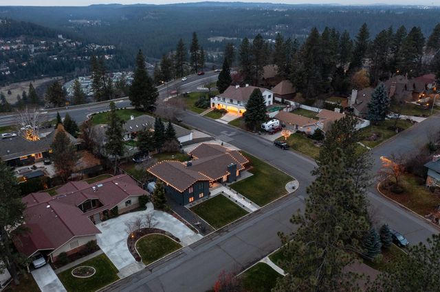 429 W JEFFERSON Ct, Spokane, WA 99203