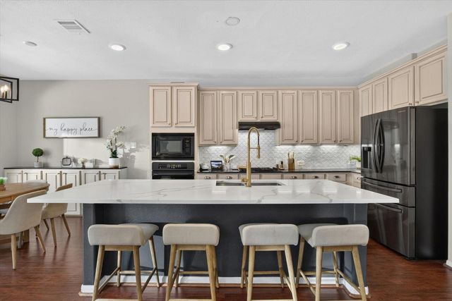 9231 Barnsford Lane, Tomball, TX 77375
