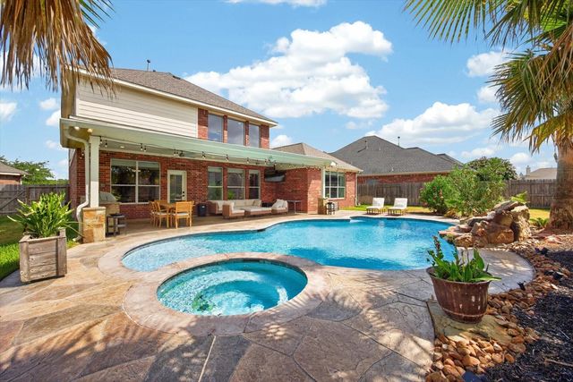 9231 Barnsford Lane, Tomball, TX 77375