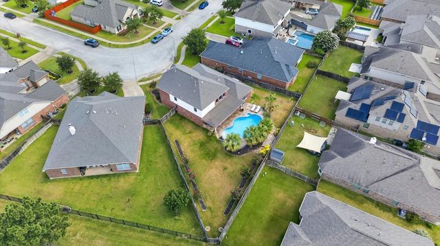 9231 Barnsford Lane, Tomball, TX 77375