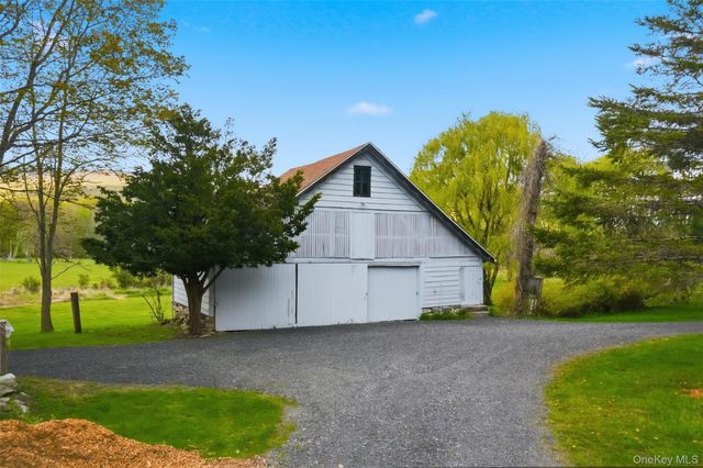 510 Decker Road, Wallkill, NY 12589