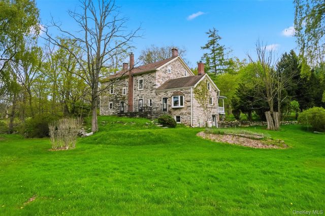 510 Decker Road, Wallkill, NY 12589