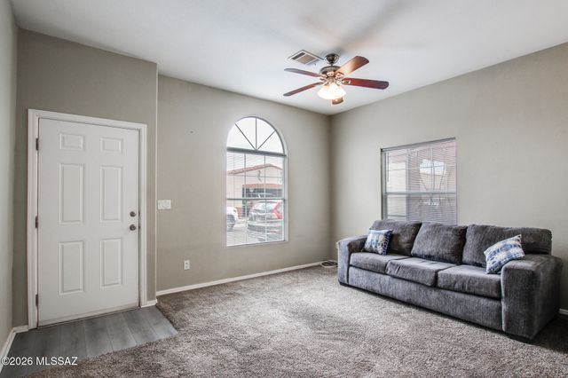 1126 W Caminito Mio, Sahuarita, AZ 85629