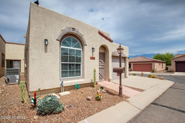 1126 W Caminito Mio, Sahuarita, AZ 85629