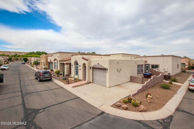 1126 W Caminito Mio, Sahuarita, AZ 85629