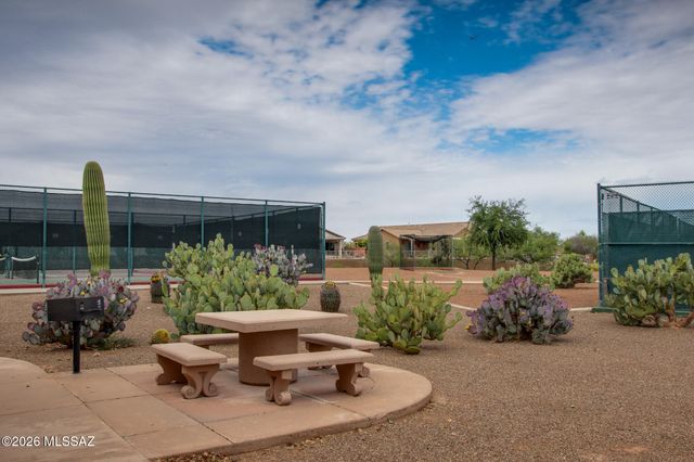 1126 W Caminito Mio, Sahuarita, AZ 85629