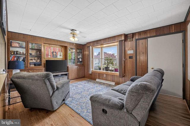 205 ELWYN AVE, Sinking Spring, PA 19608