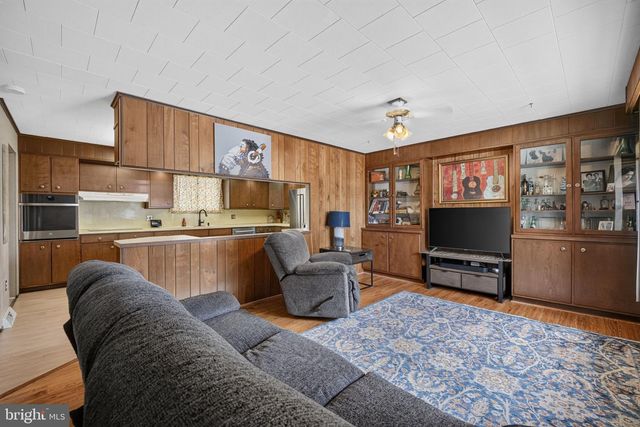 205 ELWYN AVE, Sinking Spring, PA 19608