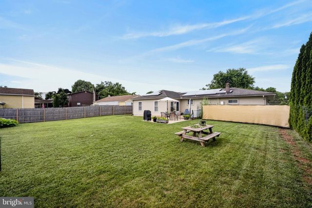 205 ELWYN AVE, Sinking Spring, PA 19608