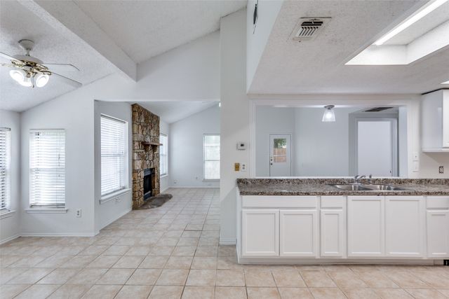 6 Tanager Court, Mansfield, TX 76063