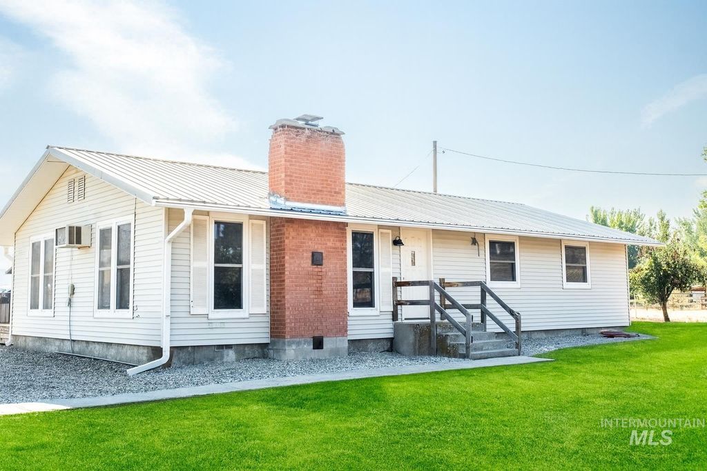 5400 Montour Rd, Emmett, ID 83617