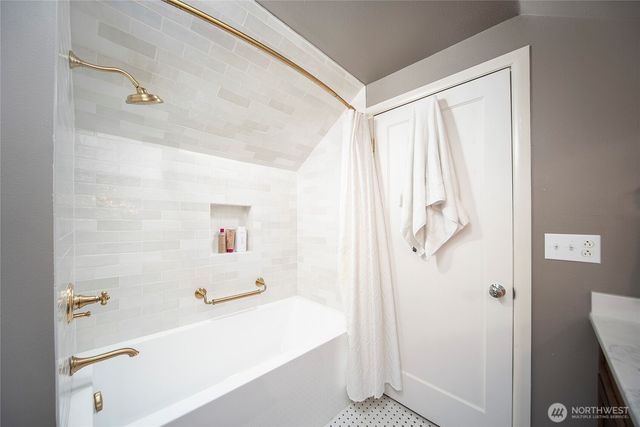 701 E 3rd Avenue, Ellensburg, WA 98926