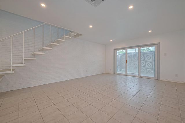 7805 Rue Saint Cyr Street 63, Houston, TX 77074