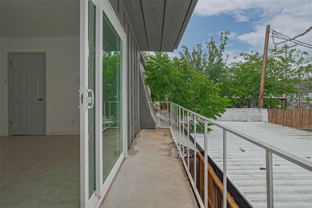 7805 Rue Saint Cyr Street 63, Houston, TX 77074