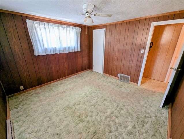 152 Victor Rd, Twp Of But Ne, PA 16001