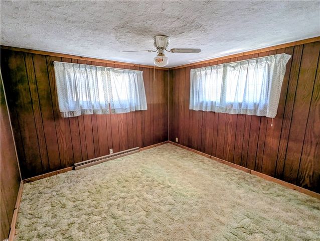 152 Victor Rd, Twp Of But Ne, PA 16001