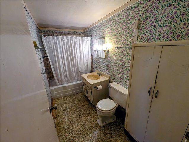 152 Victor Rd, Twp Of But Ne, PA 16001