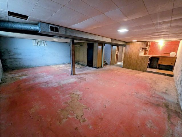 152 Victor Rd, Twp Of But Ne, PA 16001