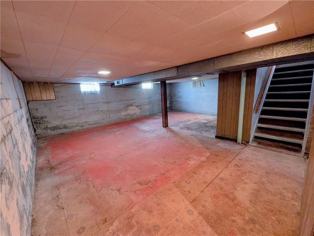 152 Victor Rd, Twp Of But Ne, PA 16001