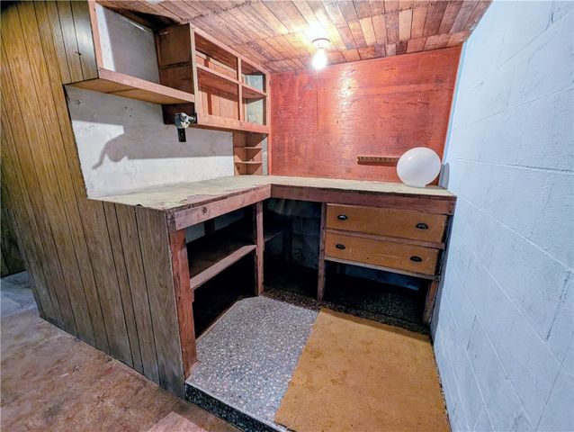 152 Victor Rd, Twp Of But Ne, PA 16001