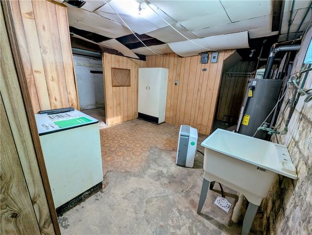 152 Victor Rd, Twp Of But Ne, PA 16001