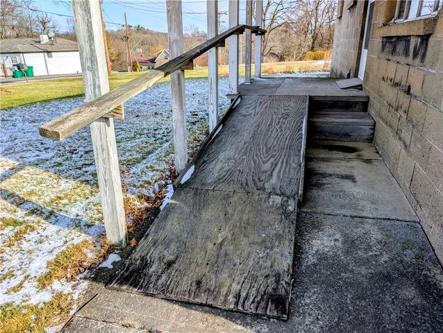 152 Victor Rd, Twp Of But Ne, PA 16001