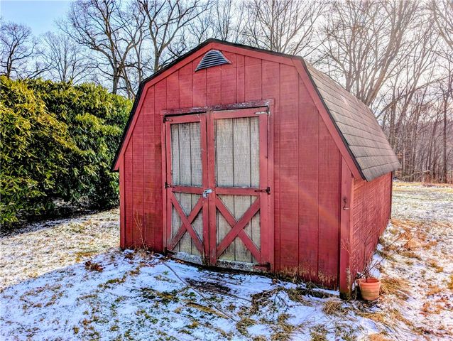 152 Victor Rd, Twp Of But Ne, PA 16001