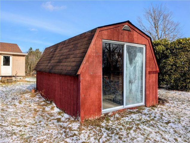 152 Victor Rd, Twp Of But Ne, PA 16001