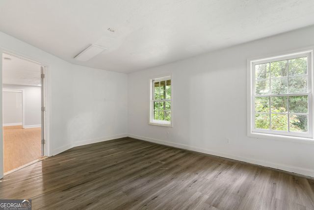 1460 Midland Way, Lawrenceville, GA 30043