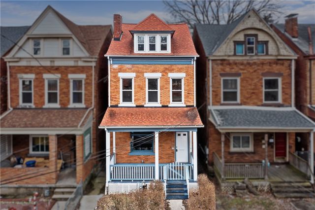 121 Hawkins, Perry Hilltop, PA 15214